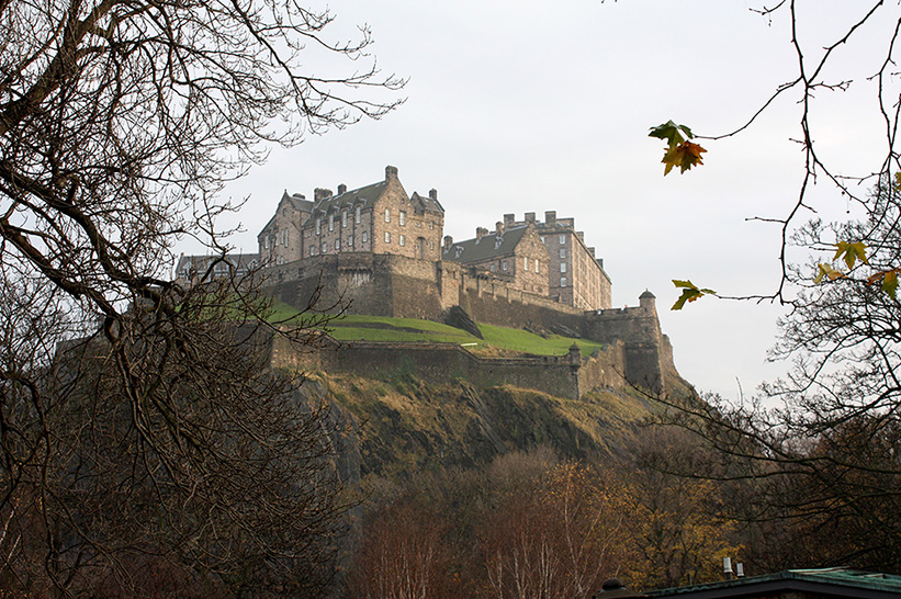 Acerin matkassa Edinburghissa