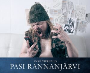 Pasin "ura" metsästäjänä alkoi 30 vuotta sitten, kun Näkki vei hänen vaimonsa ja poikansa. Alkoholismin ja katkeruuden kalvama Pasi toimii nykyään nuorten metsästäjien tietopankkina ja opastajana. 