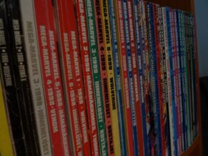 Marvel tuntuu tähän mennessä luottaneen elokuvissaan lähes pelkästään vanhojen jo ikonisiksi muodostuneiden sarjisseikkailuiden voimaan. Kapun Sisällissota -leffan sarjisesikuva on yksi harvoista filmatisointiin päässeistä uudemmista sarjakuvajuonista, vaikka sekin on vasta 2010-luvun loppupuolelta. ©The Walt Disney Company Nordic.