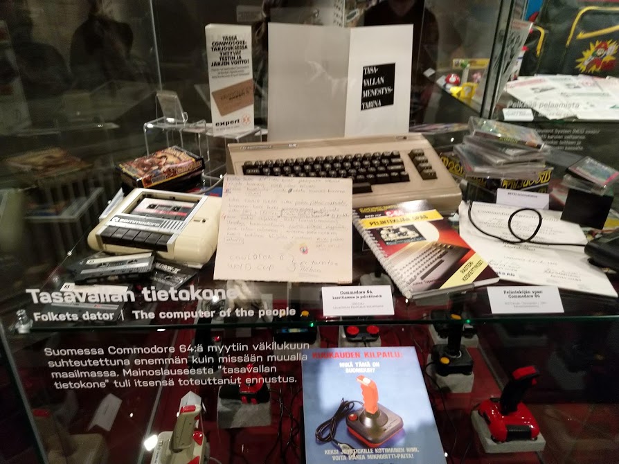 Nopista Bitteihin -näyttely Kansalliskirjastossa