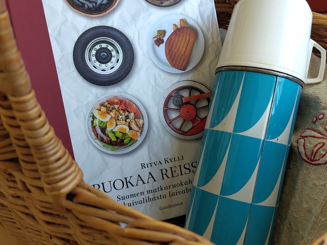 Kirja-arvostelu: Ritva Kyllin Ruokaa reissussa